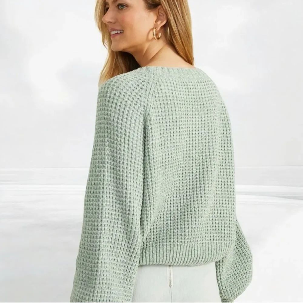 ALTAR’D STATE S Sage Green Chenille Waffle Knit Crew Crop Raglan Sweater - Picture 2 of 13
